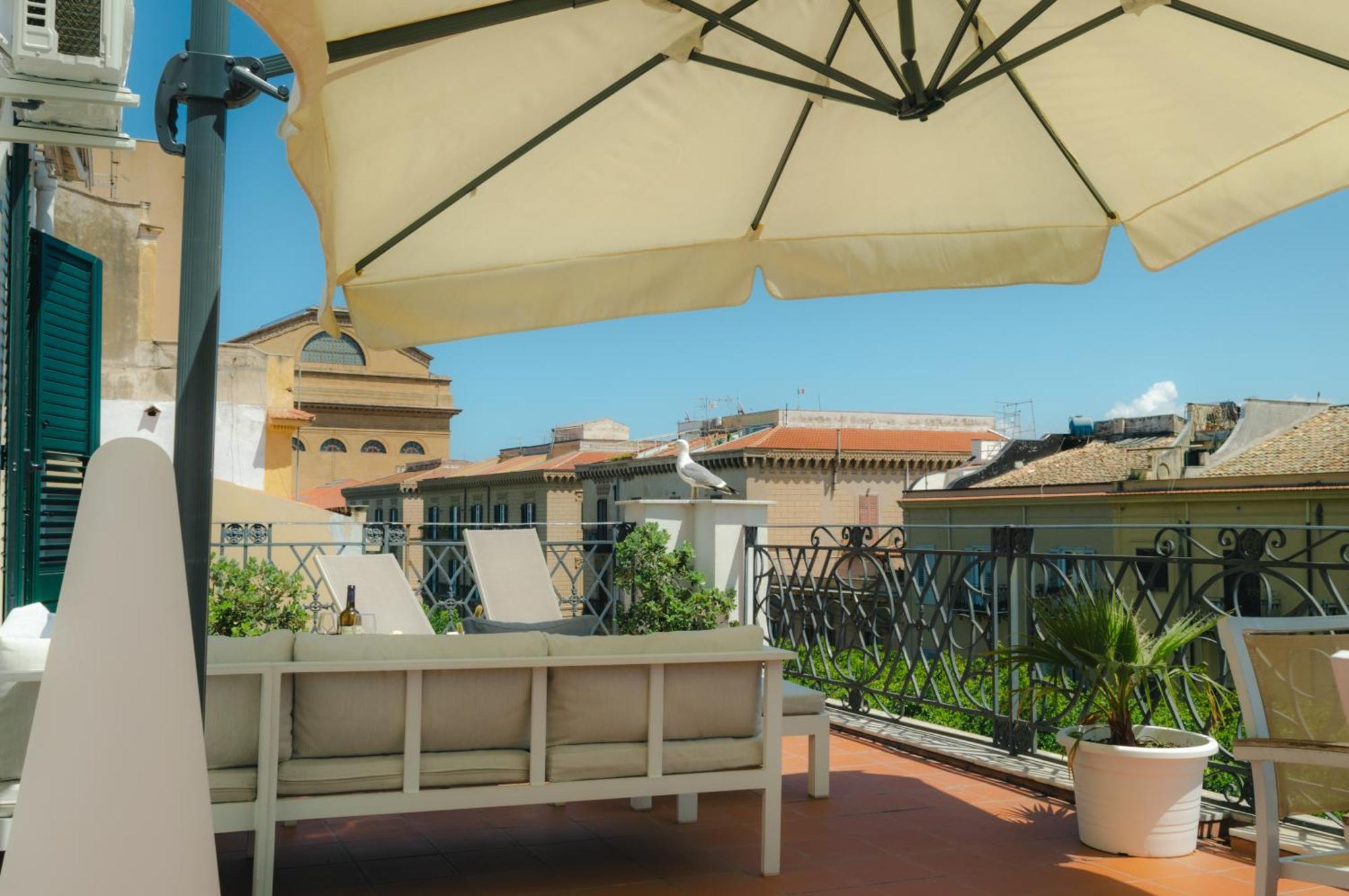 Terrazza Massimo Apartment ปาแลร์โม ภายนอก รูปภาพ